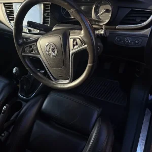 Vauxhall Mokka X 2018 manual SUV - Image 4