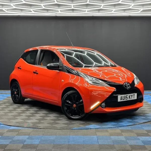 2015 Toyota AYGO 1.0 VVT-i x-cite Euro 5 5-door hatchback
