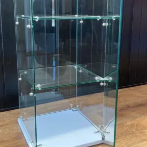 Glass cabinet lockable - Image 2
