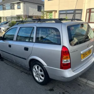 2004 Vauxhall Astra Estate Manual - Image 4