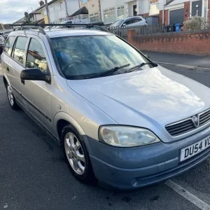 2004 Vauxhall Astra Estate Manual - Image 6