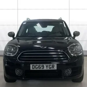 2019 MINI Countryman 1.5 Cooper Exclusive 5-door Hatchback - Image 3