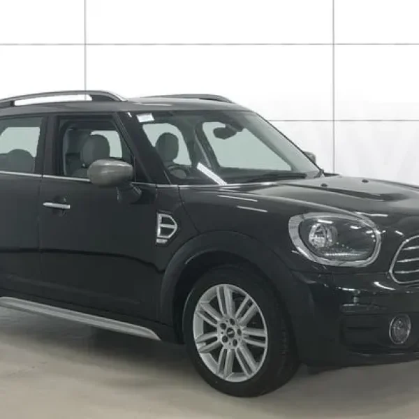 2019 MINI Countryman 1.5 Cooper Exclusive 5-door Hatchback