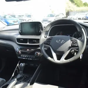 2019 Hyundai Tucson 1.6 T-GDi SE Nav Estate - Image 3