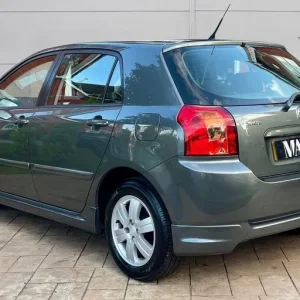2005 Toyota Corolla 1.6 VVT-i Metallic Grey 5-door Hatchback - Image 5