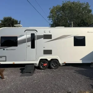 2022 Buccaneer Barracuda 4 Berth Fixed Island Bed - Image 2