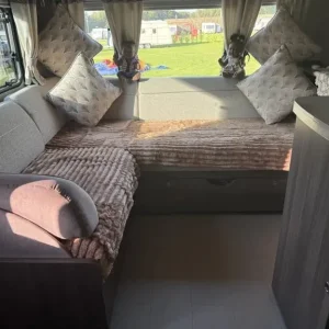 2022 Buccaneer Barracuda 4 Berth Fixed Island Bed - Image 5