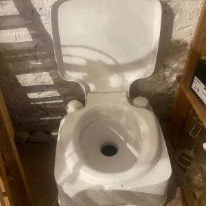 Portable camping toilet - Image 2