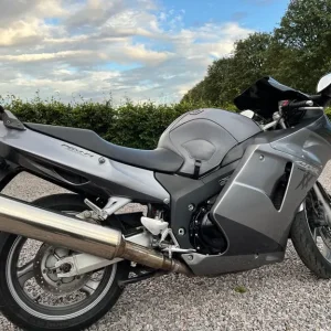 Honda CBR1100XX Super Blackbird - Image 2