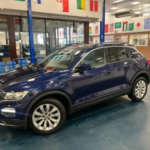 2020 Volkswagen T-Roc SE 1.0 TSI 115PS 5-door hatchback (Euro 6) - Image 3