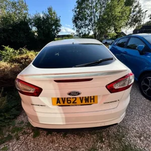 Ford Mondeo 2.0 TDCi Titanium X Sport Hatchback - Image 6