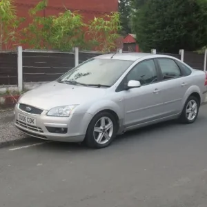 2006 Ford Focus Saloon Manual - Image 2