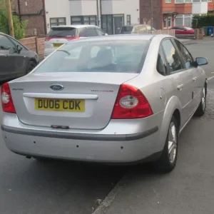 2006 Ford Focus Saloon Manual - Image 3