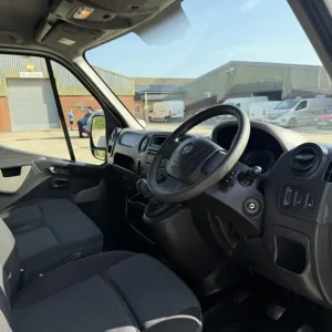 2017 Vauxhall Movano 2.3 CDTi 3500 Panel Van - Image 5