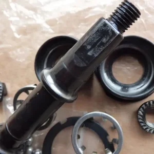 MTB BOTTOM BRACKET ASSEMBLY WITH 126mm BB AND SQUARE PEDALS - Image 5